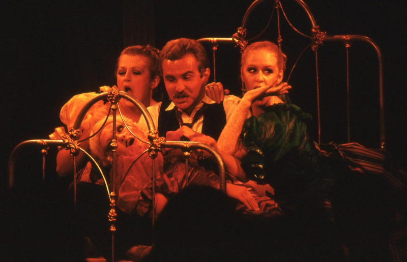 BB 1985-09-14 The Gilded Cage